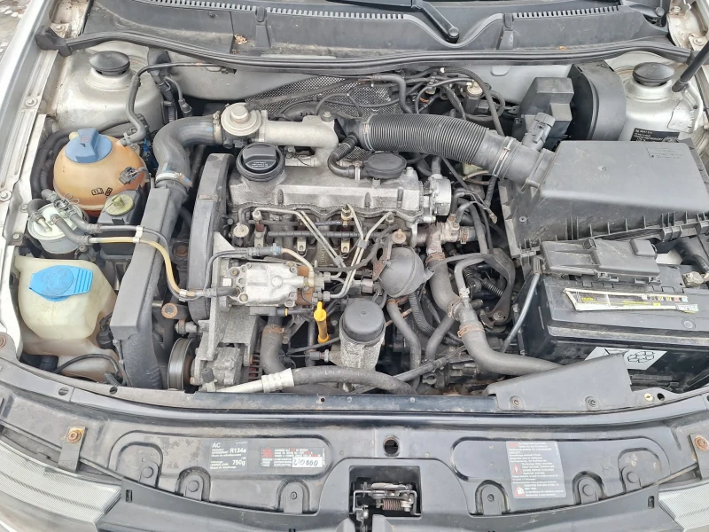 Seat Leon 1.9TDI 90ks, снимка 11 - Автомобили и джипове - 52950543