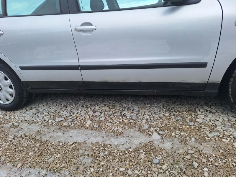 Seat Leon 1.9TDI 90ks, снимка 15 - Автомобили и джипове - 52950543