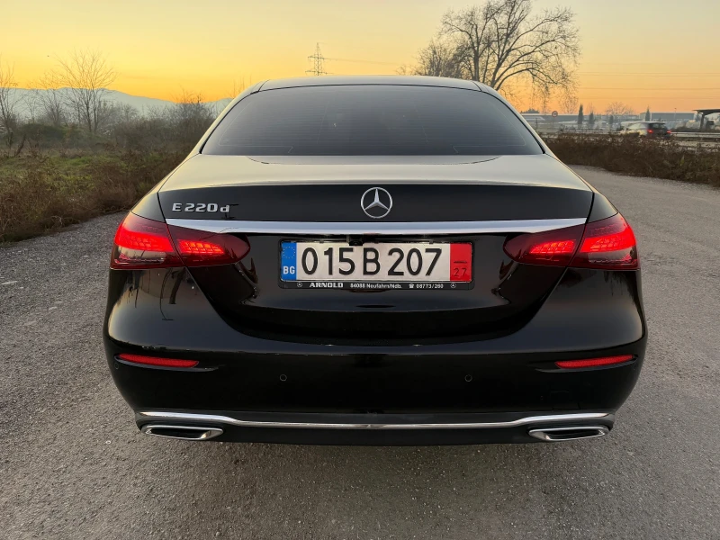 Mercedes-Benz E 220 MATRIX LED/9G TRONIC/LIZING, снимка 6 - Автомобили и джипове - 52969715