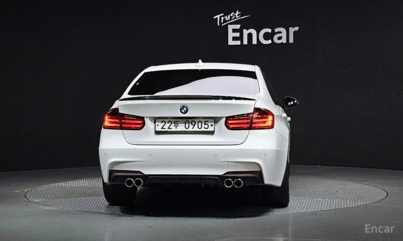 BMW 320, снимка 4 - Автомобили и джипове - 53220503