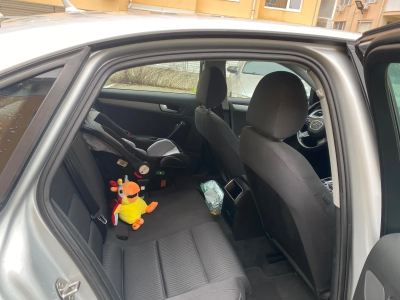 Audi A4 2.0TDI 177кс Facelift, снимка 9 - Автомобили и джипове - 53386118