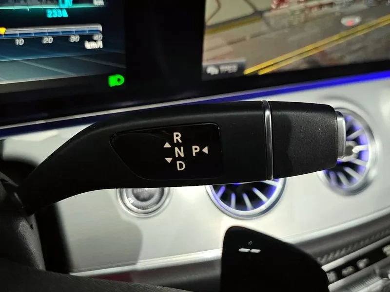 Mercedes-Benz CLS 400, снимка 9 - Автомобили и джипове - 54288636