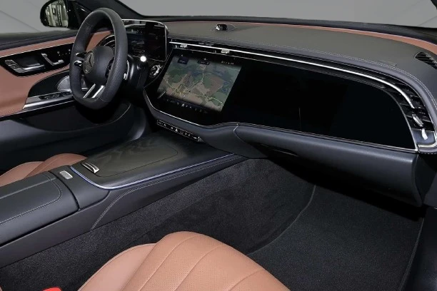 Mercedes-Benz E 450 4Matic = AMG Line = Advanced Plus Гаранция, снимка 7 - Автомобили и джипове - 54710077