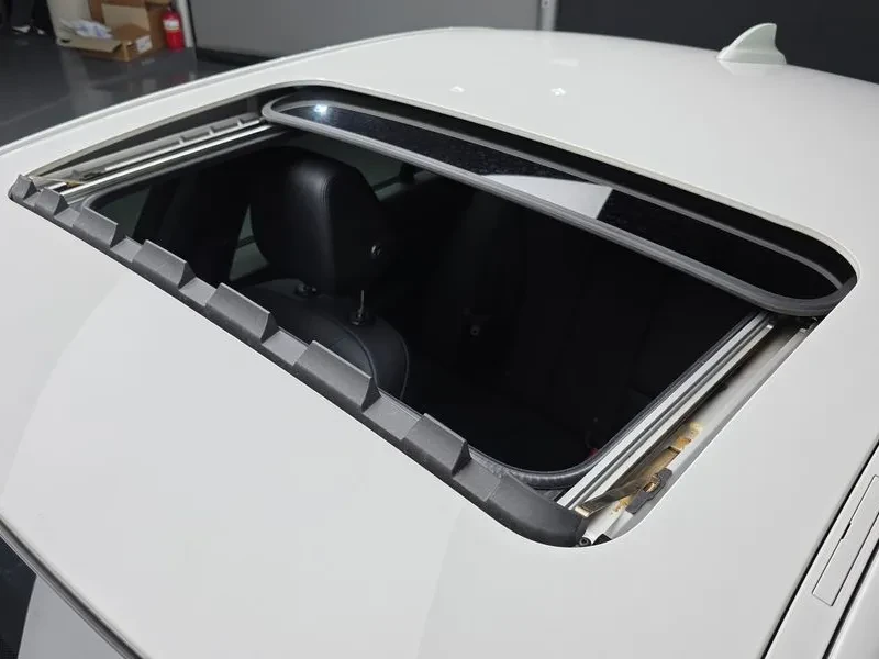 BMW 320 i M Sports - САМО 30% АВАНС, снимка 16 - Автомобили и джипове - 55896888