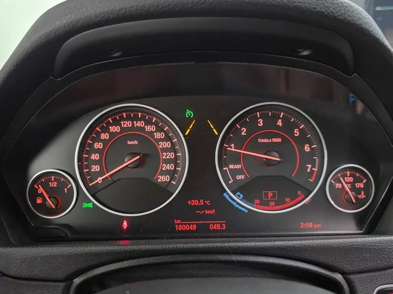 BMW 320 i M Sports - САМО 30% АВАНС, снимка 8 - Автомобили и джипове - 55896888
