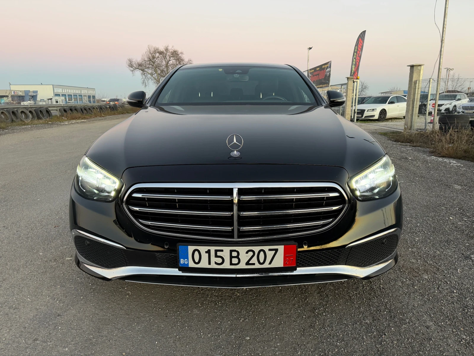 Mercedes-Benz E 220 MATRIX LED/9G TRONIC/LIZING, снимка 1