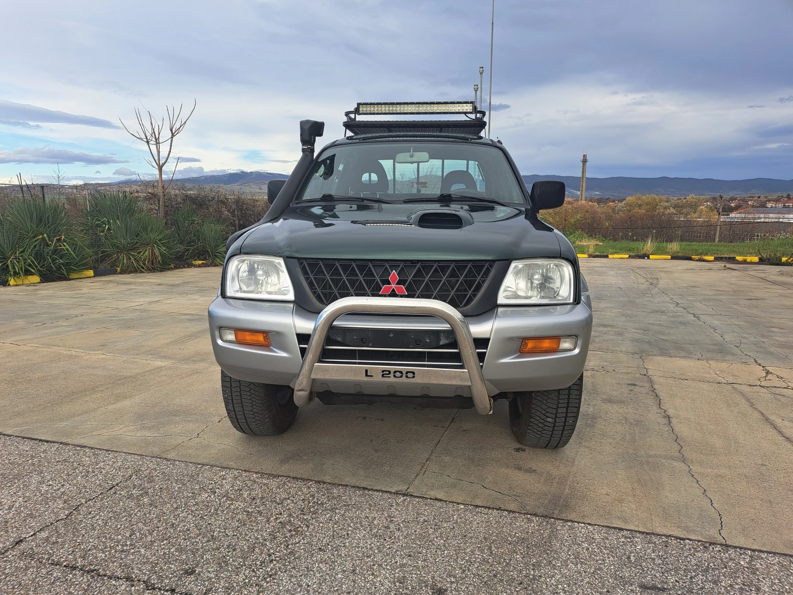 Mitsubishi L200 1.3i 16V Solo | Mobile.bg   10