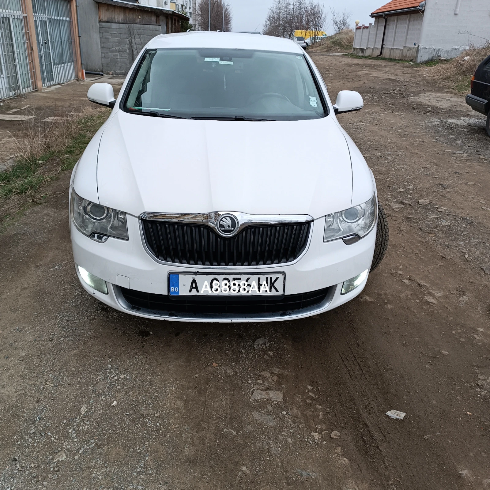 Skoda Superb 2.0 TDI - изображение 6