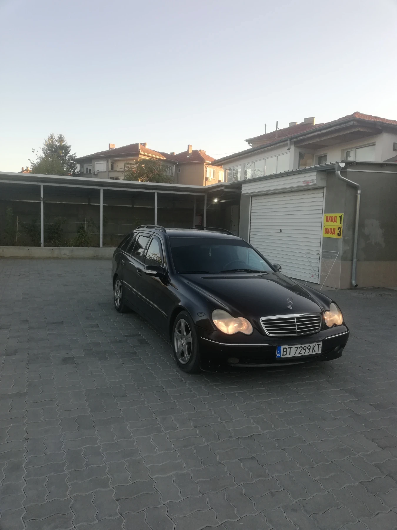 Mercedes-Benz C 220 2.2 116 - изображение 9