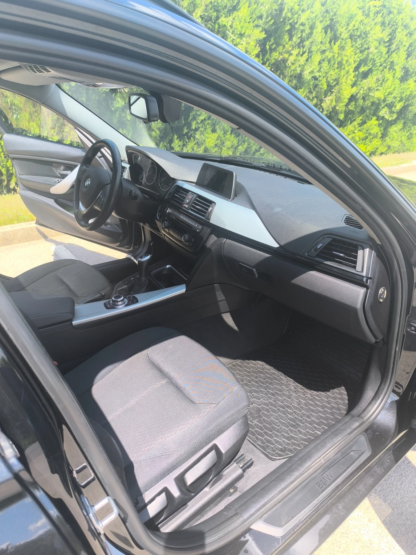 BMW 320 ПОДГРЕВ/ПАНОРАМА - изображение 8