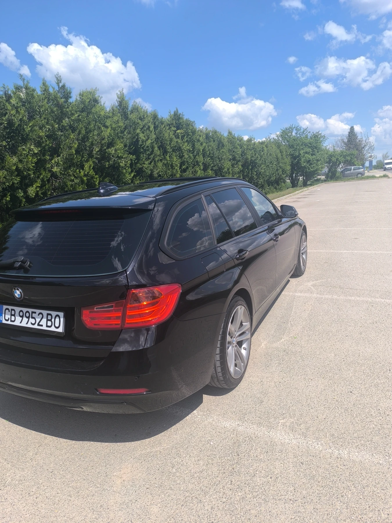BMW 320 ПОДГРЕВ/ПАНОРАМА - изображение 2