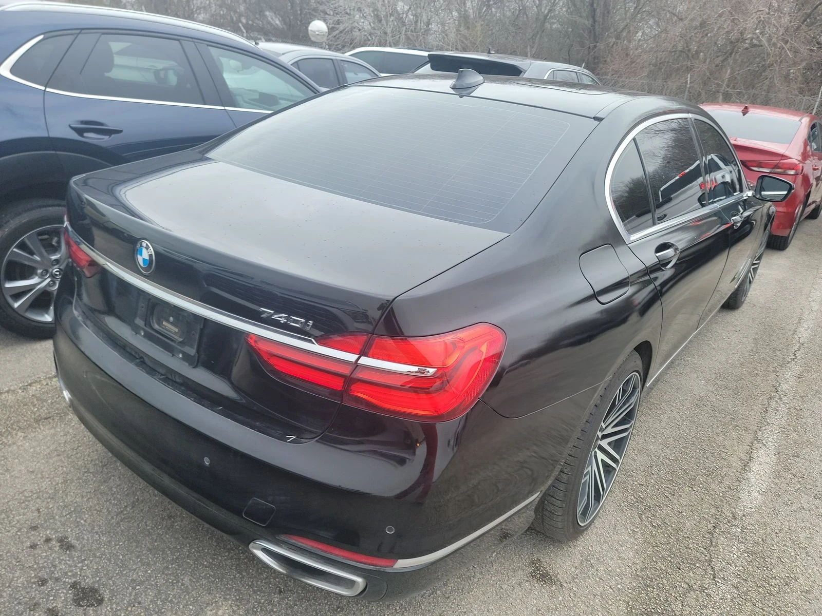 BMW 740  - изображение 2