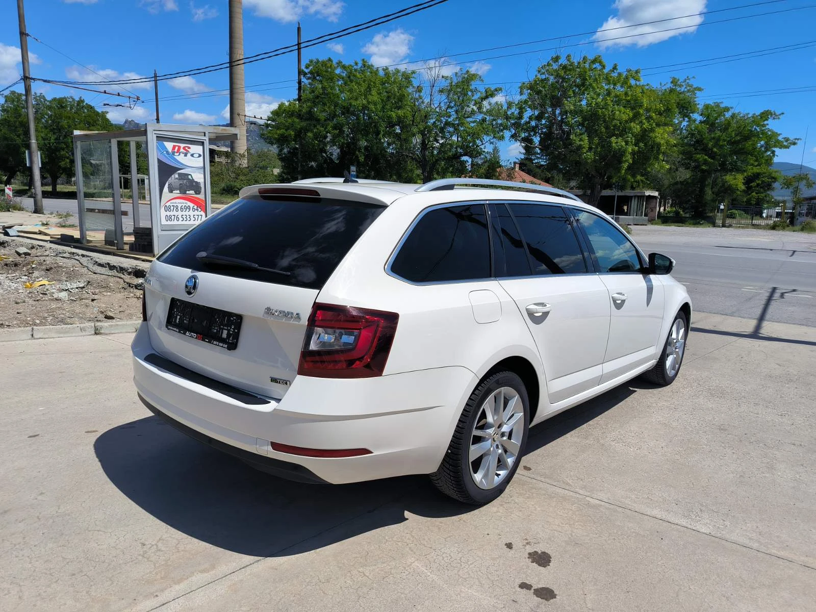 Skoda Octavia 1.5G-tec-Euro-6D-Navi-Keyless-Automat - изображение 5