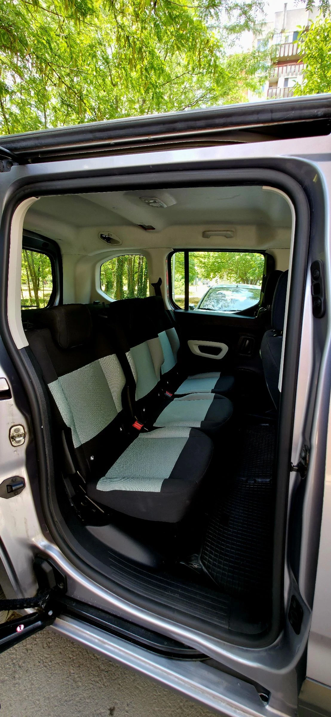 Citroen Berlingo 1.5. blue hdi 130кс 6ск - изображение 9