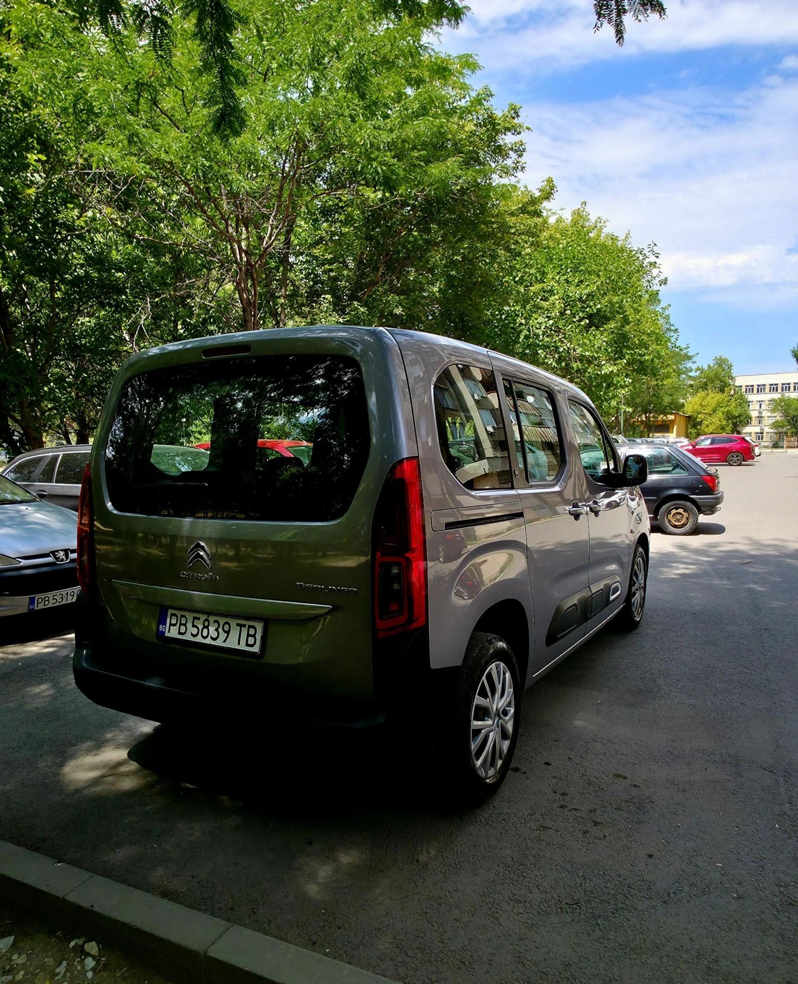 Citroen Berlingo 1.5. blue hdi 130кс 6ск - изображение 7