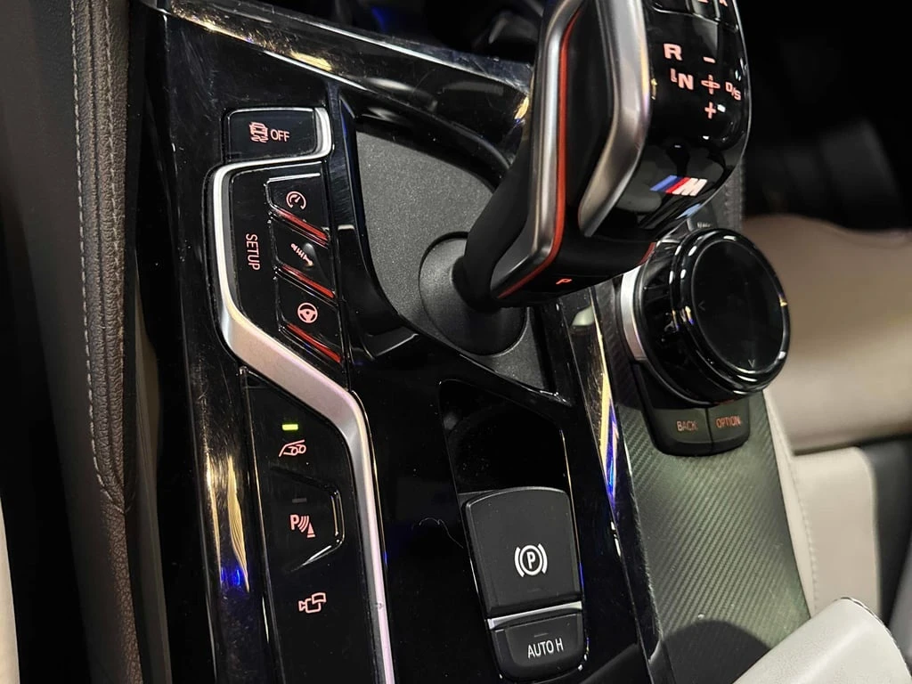 BMW M5 * Sedan * CARFAX * ��� ������������ ������ | Mobile.bg � ����������� 11