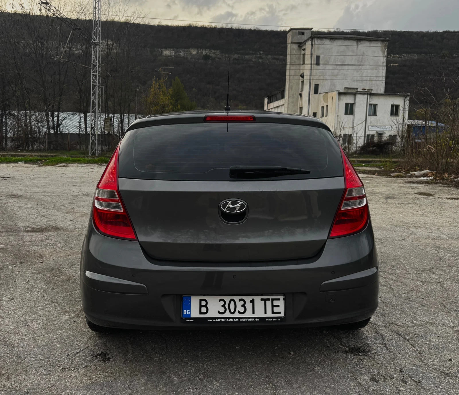 Hyundai I30 2.0 , 141 �.� | Mobile.bg � ����������� 5