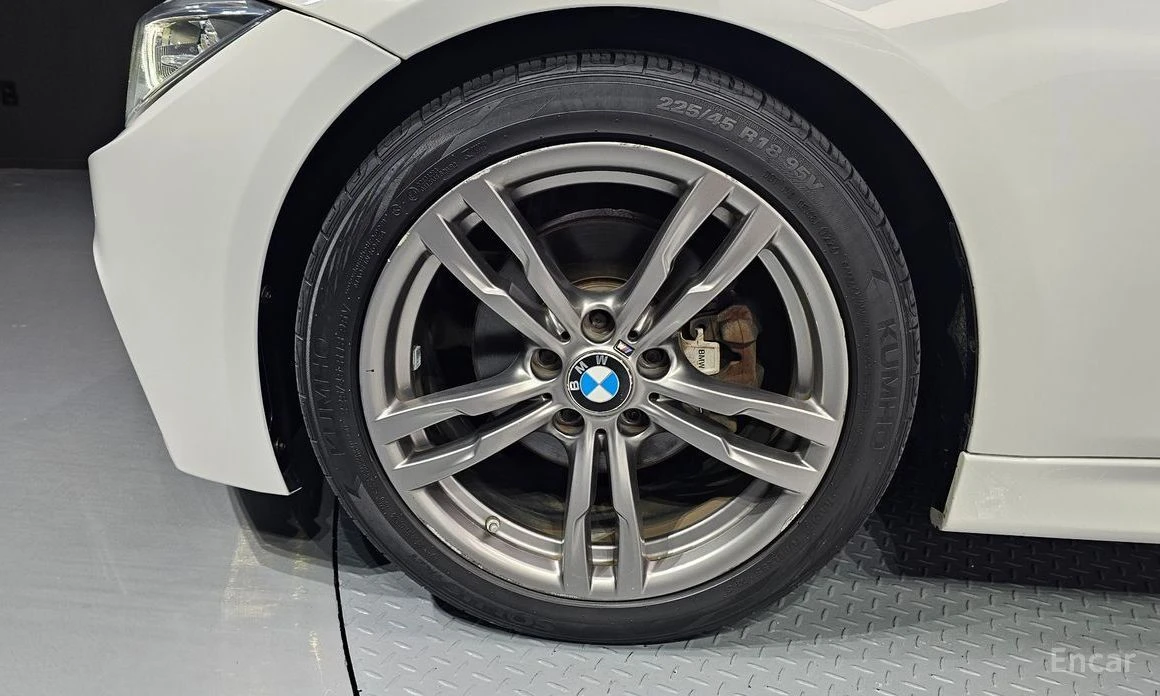 BMW 320  - изображение 5