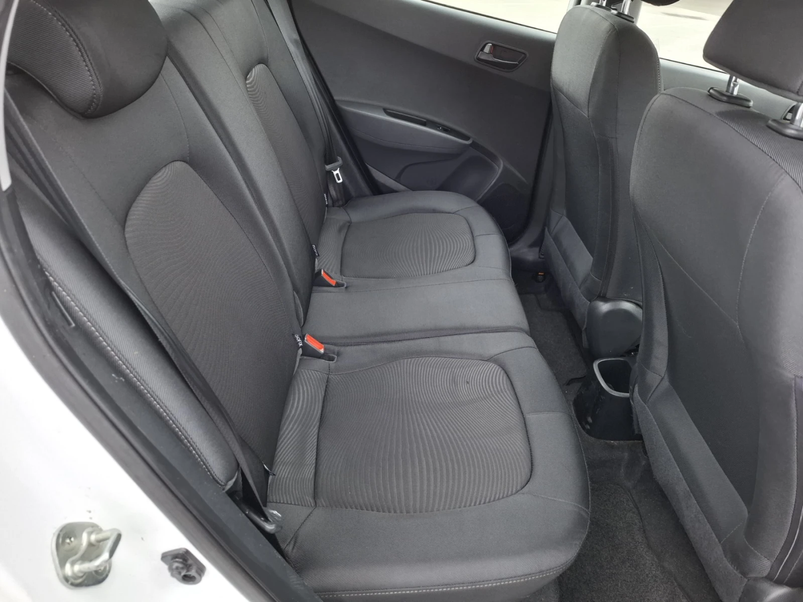 Hyundai I10 1.0 Face * 89160к.м.* NAVI * EURO6 - изображение 8