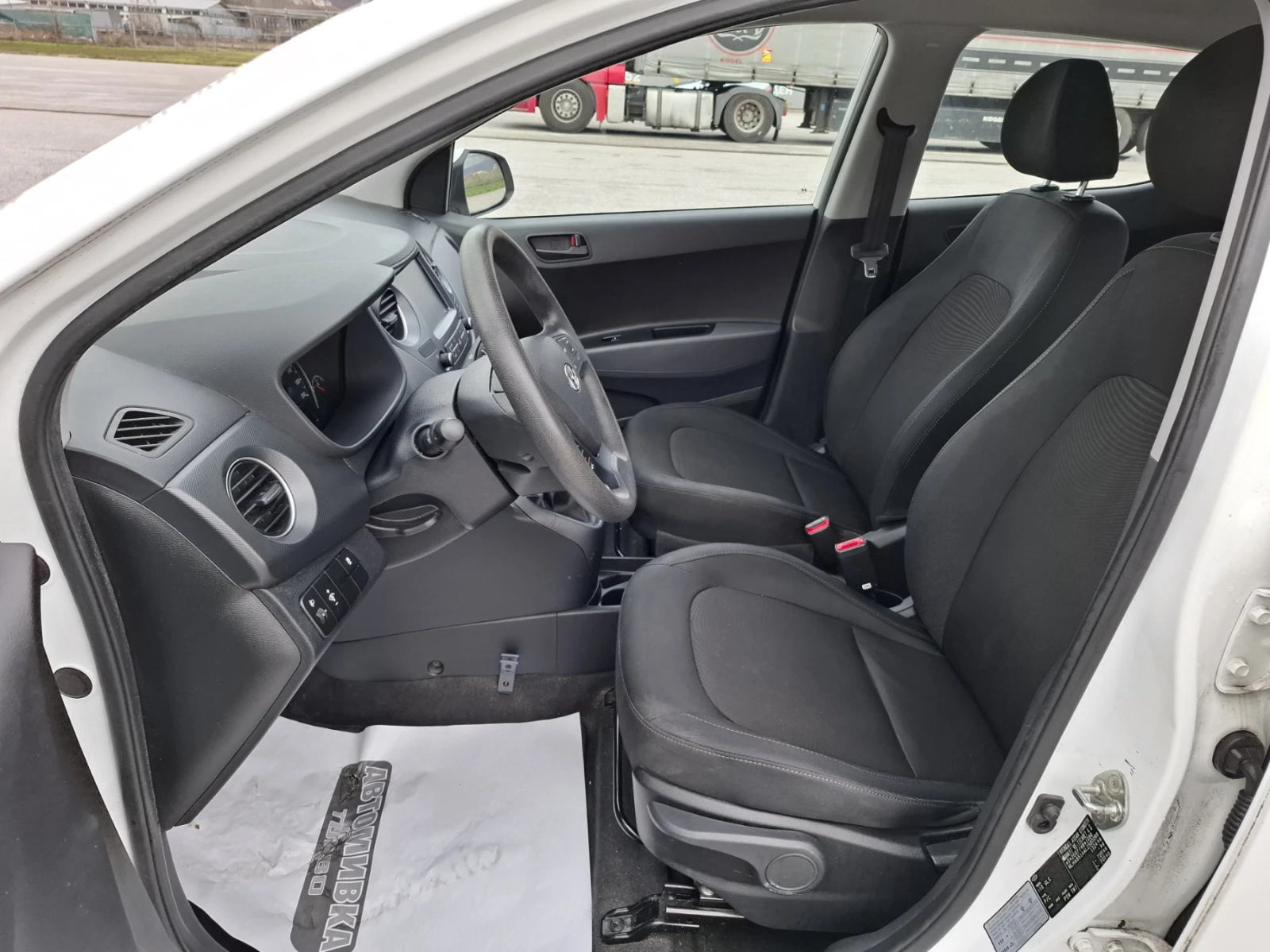 Hyundai I10 1.0 Face * 89160к.м.* NAVI * EURO6 - изображение 6