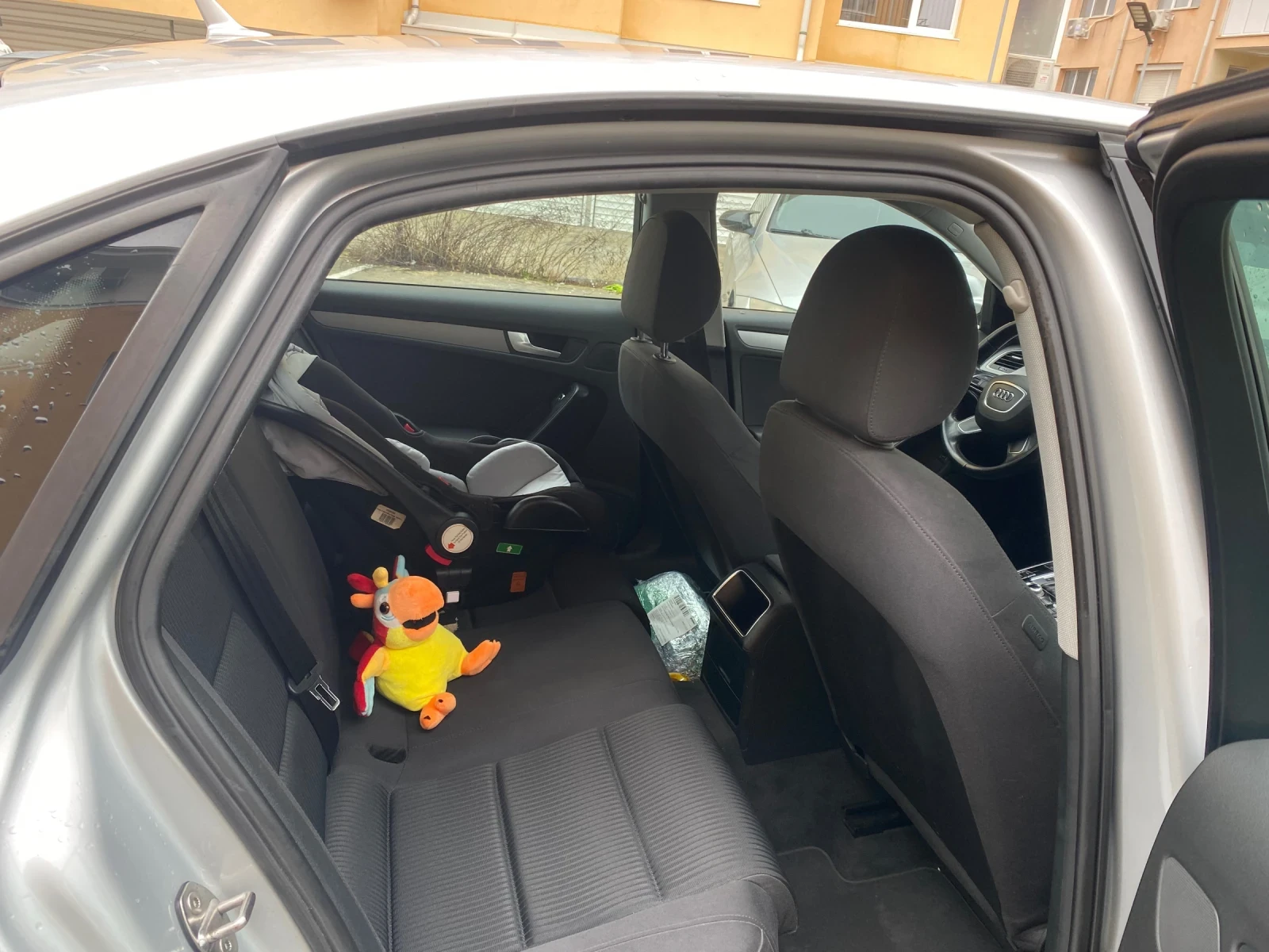 Audi A4 2.0TDI 177кс Facelift - изображение 9