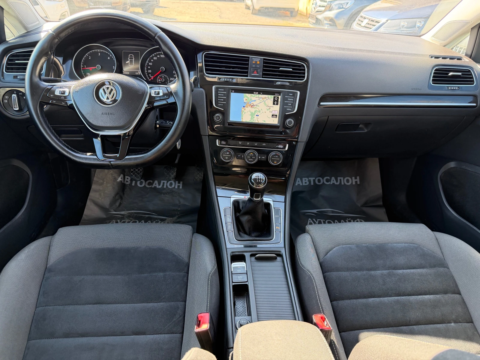 VW Golf HIGHLINE 1.6TDI-110k.s. 4MOTION - изображение 8