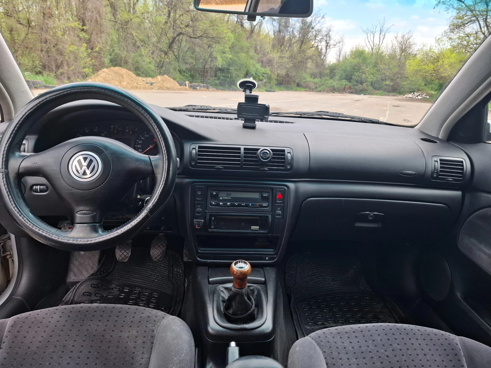 VW Passat, снимка 9 - Автомобили и джипове - 54387372