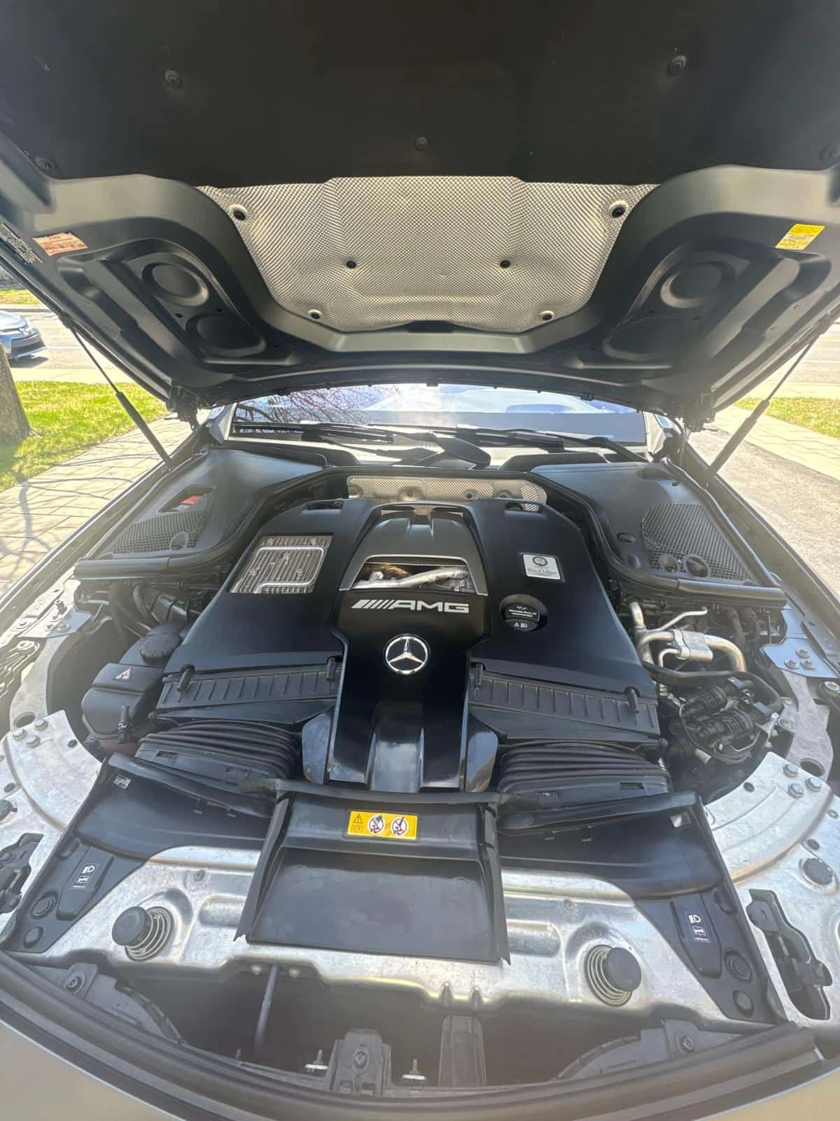 Mercedes-Benz E 63 AMG, снимка 14 - Автомобили и джипове - 54967922