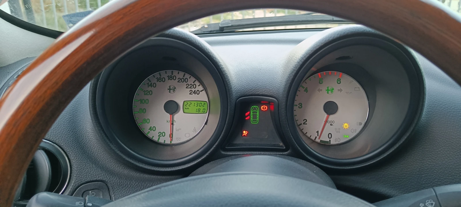 Alfa Romeo 156 1.9 JTD, снимка 6 - Автомобили и джипове - 54991395