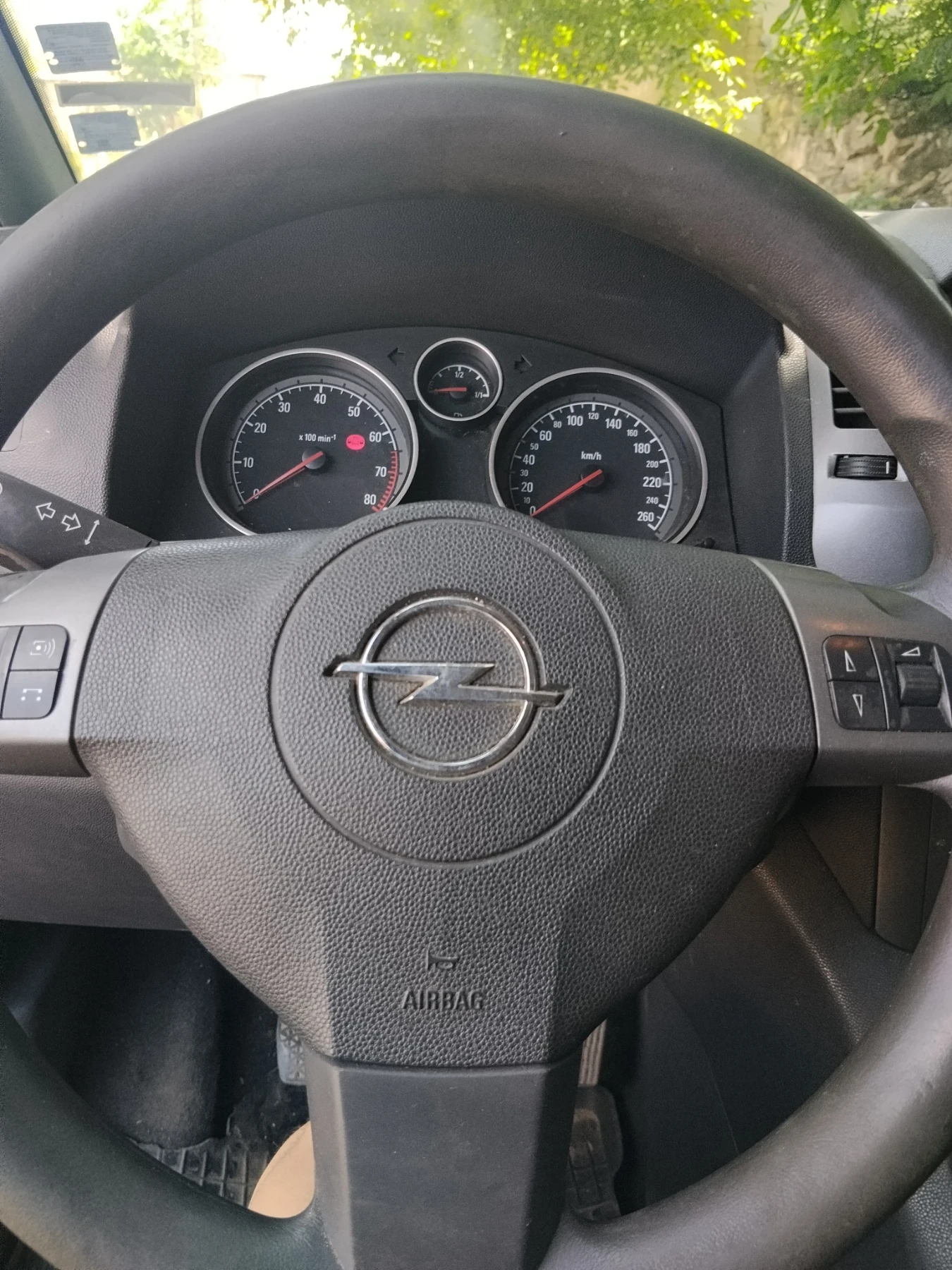 Opel Zafira, снимка 5 - Автомобили и джипове - 54991891