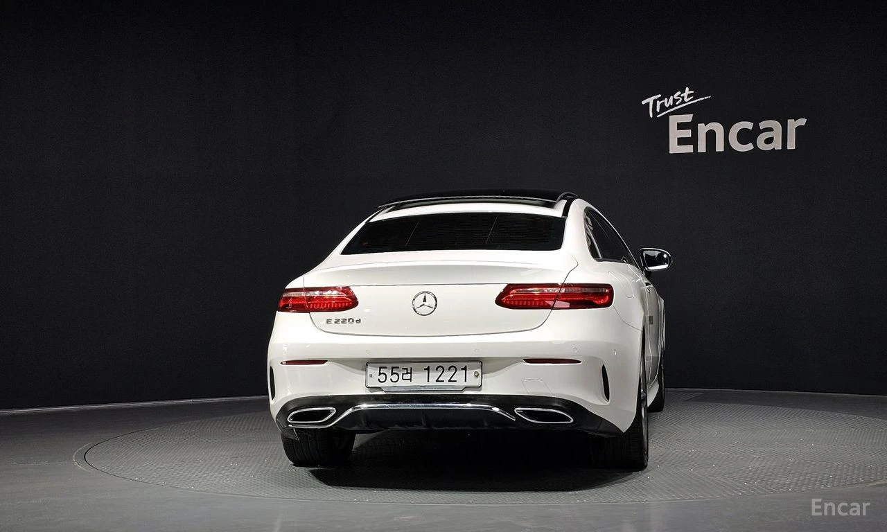 Mercedes-Benz E 220 d AMG PACK* DIGITAL* HEAD-UP* PANORAMA* �������*  | Mobile.bg � ����������� 4