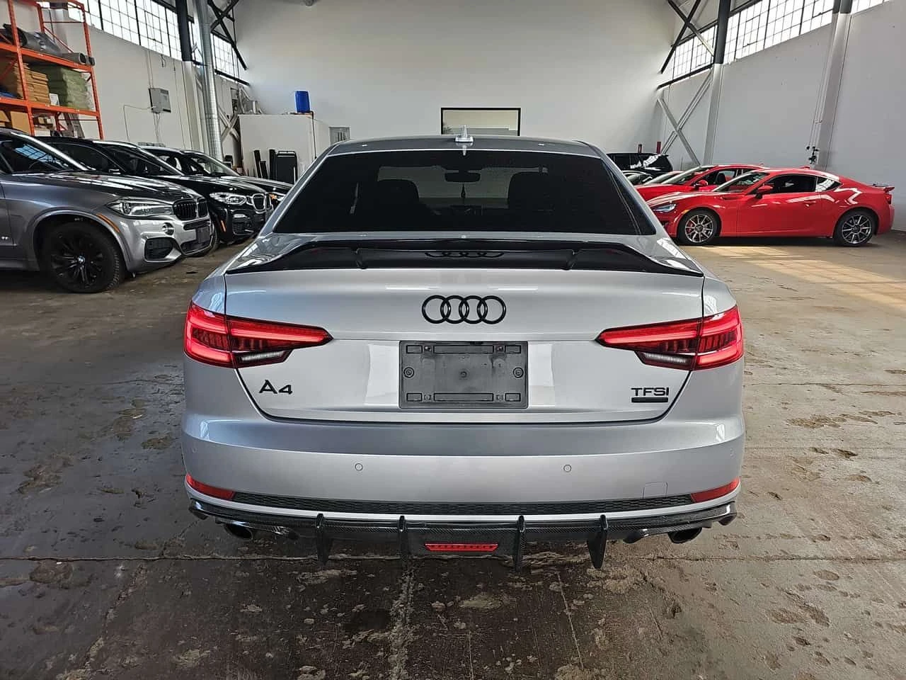 Audi A4 Technik  CARFAX, снимка 4 - Автомобили и джипове - 55381146