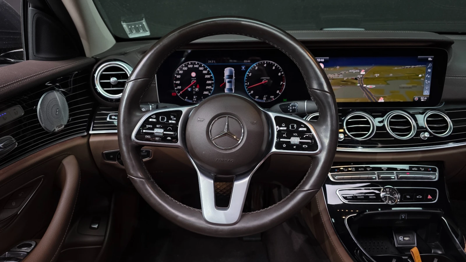 Mercedes-Benz E 450 3.0 V6 Biturbo 4MATIC, FULL, снимка 11 - Автомобили и джипове - 55430111