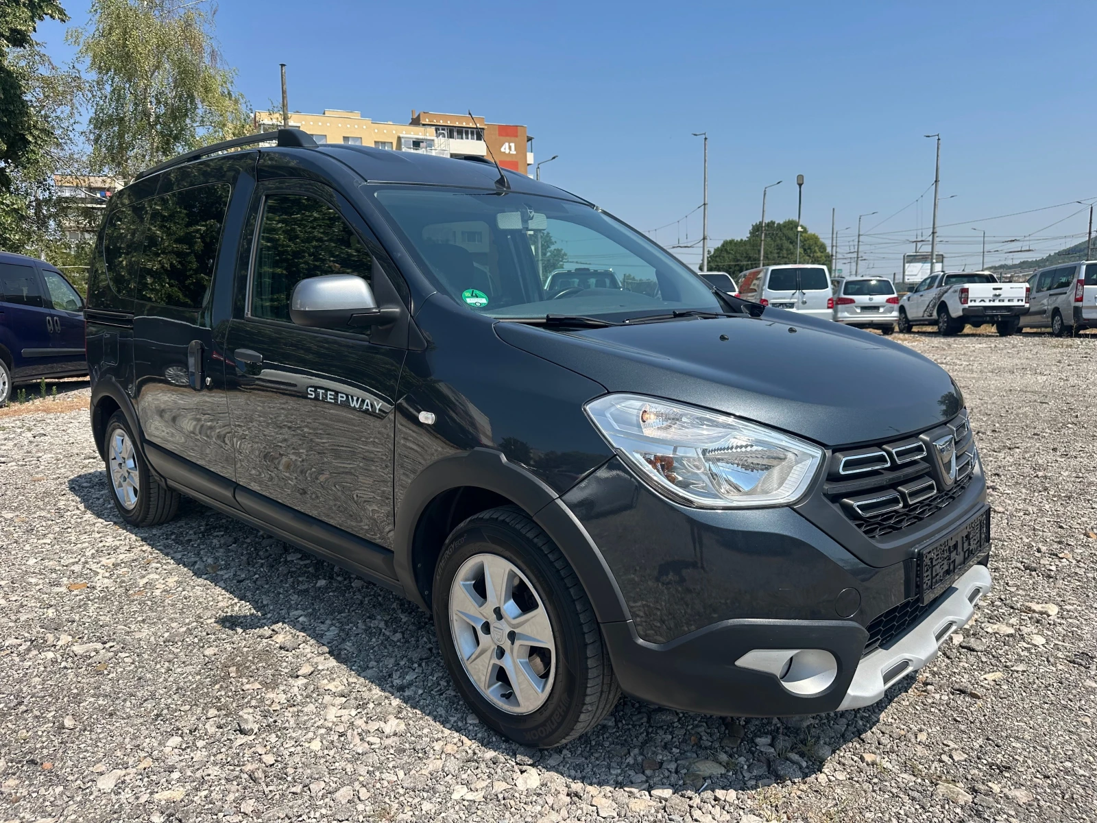 Dacia Dokker 1.4TI 132kc, снимка 7 - Автомобили и джипове - 55595060