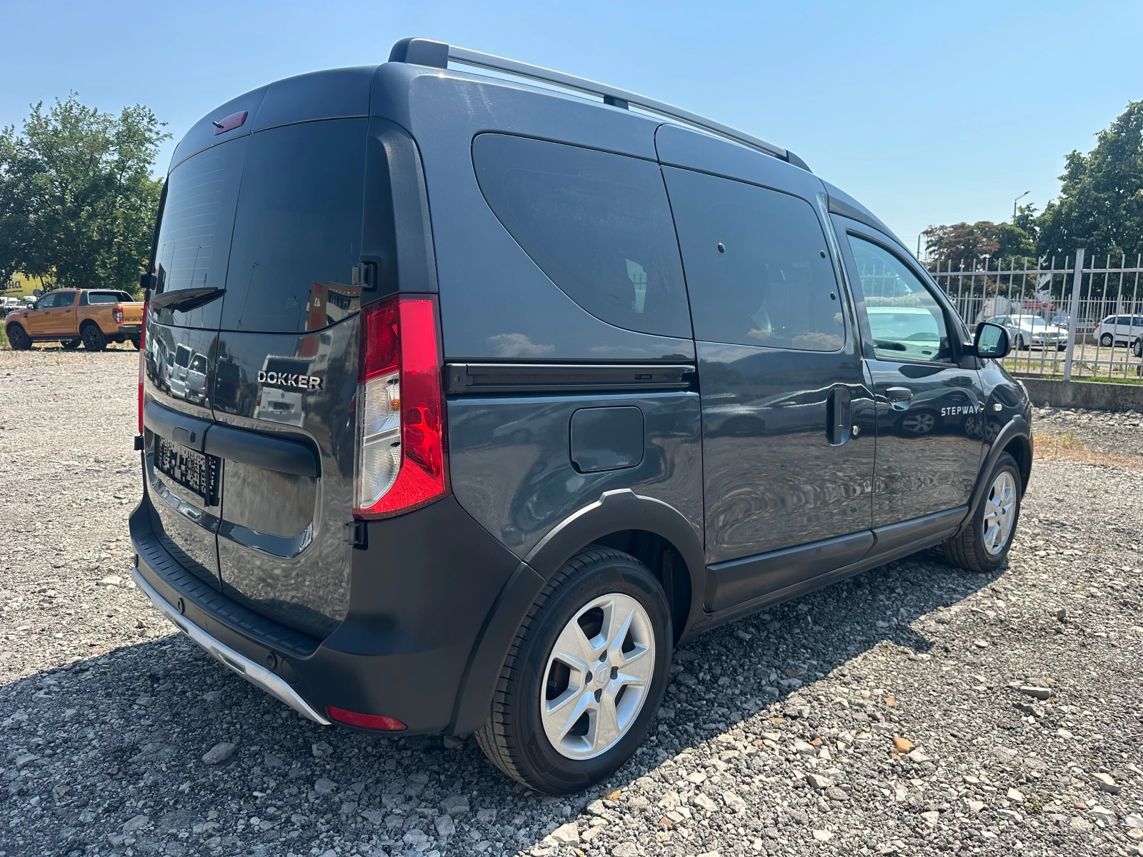 Dacia Dokker 1.4TI 132kc, снимка 5 - Автомобили и джипове - 55595060