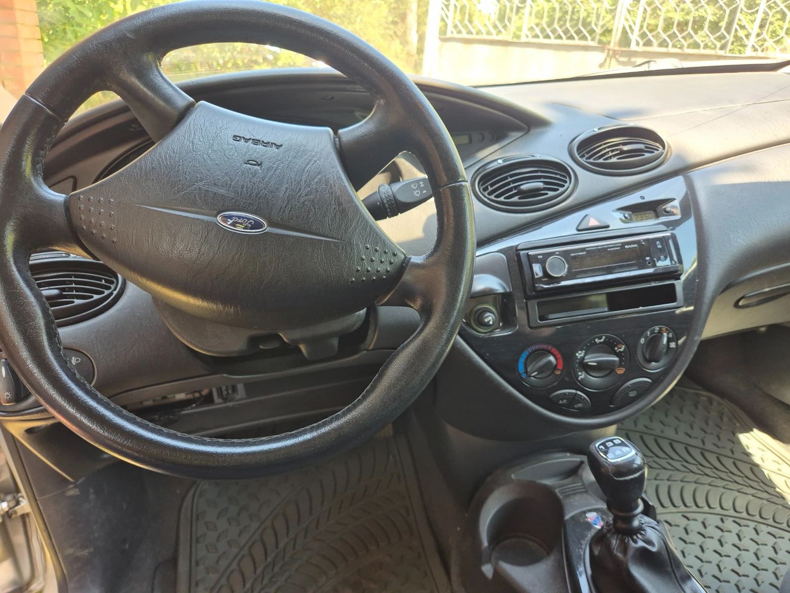 Ford Focus Ghia 1.8 tdci, снимка 3 - Автомобили и джипове - 55877281