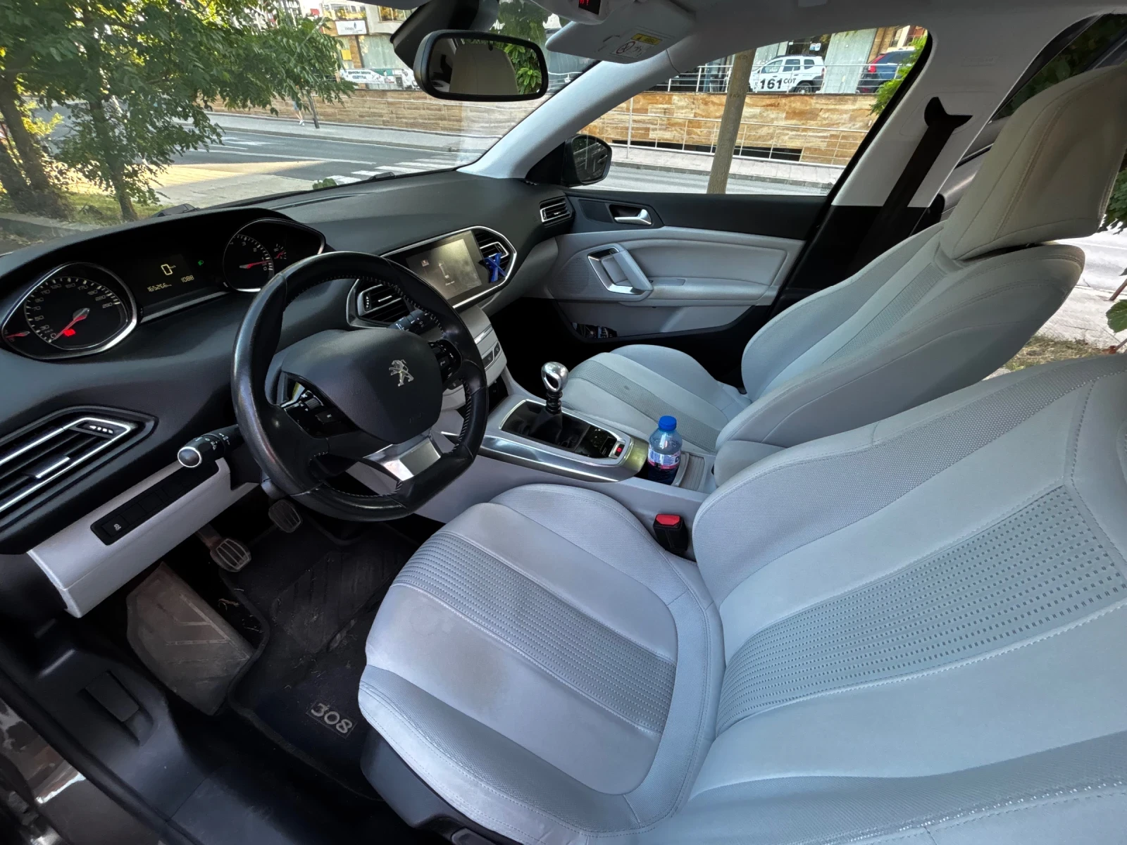 Peugeot 308, снимка 3 - Автомобили и джипове - 56085463