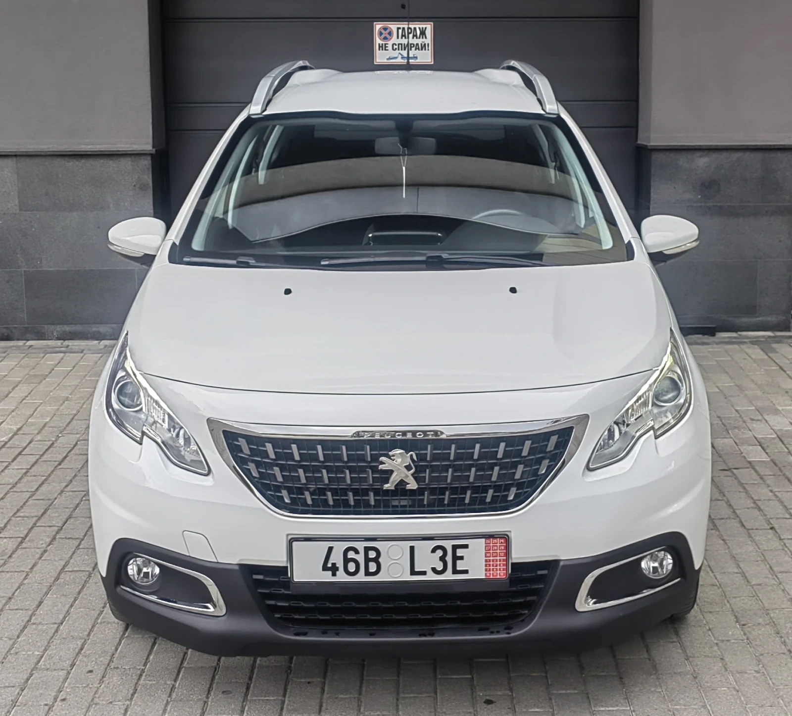 Peugeot 2008 1.6 EHDI 101hp, снимка 3 - Автомобили и джипове - 56165180