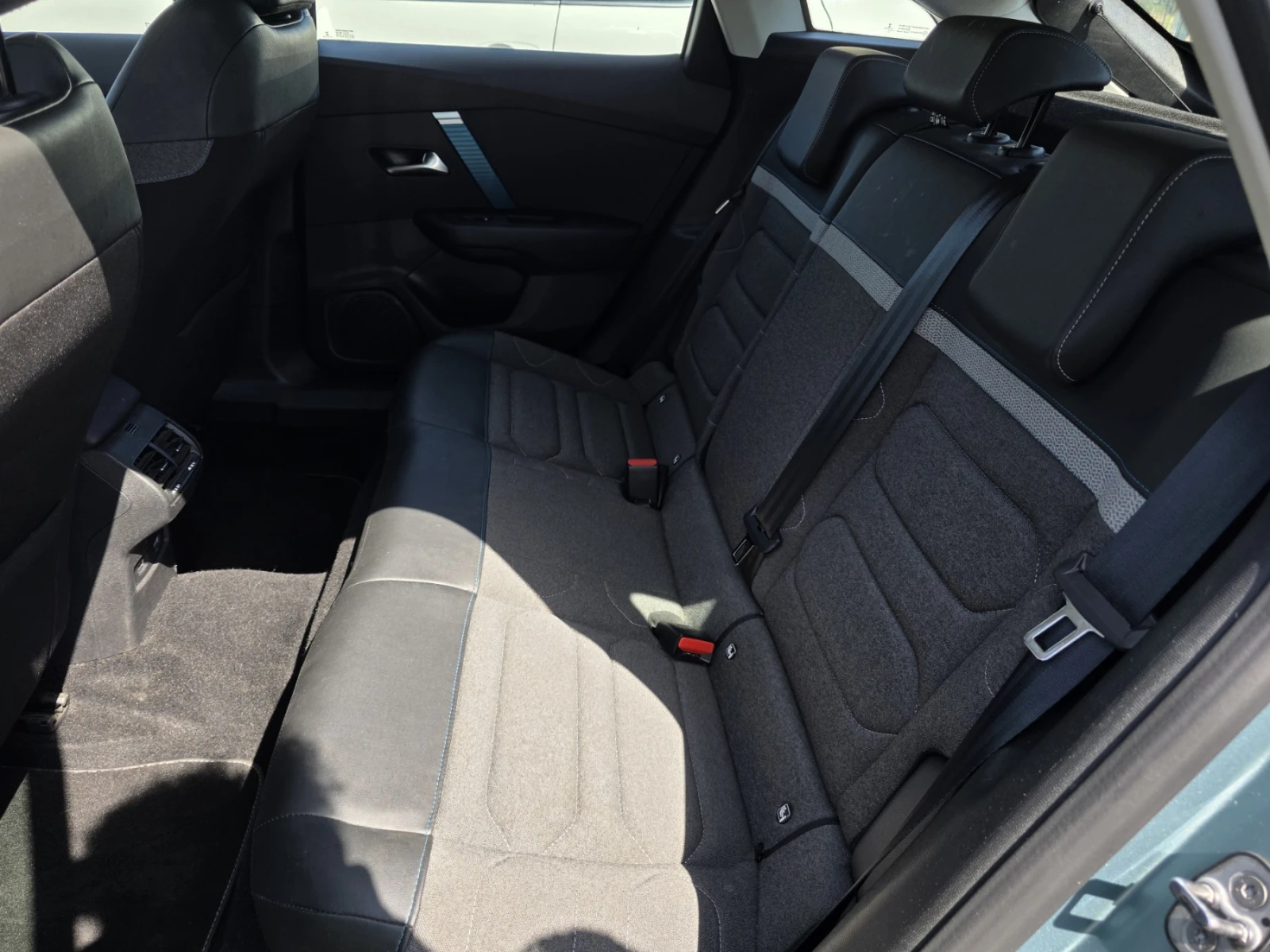 Citroen C4 e 50 kwh, снимка 14 - Автомобили и джипове - 56224066