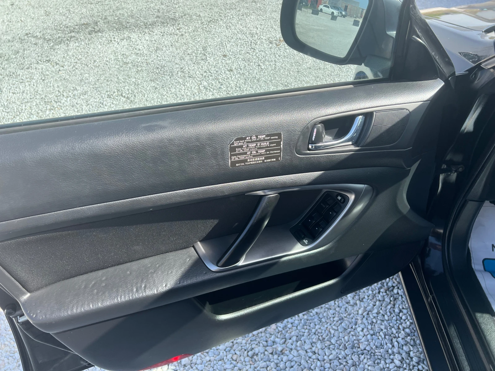 Subaru Outback 2.5i бензин-газ автоматик, снимка 7 - Автомобили и джипове - 56360585