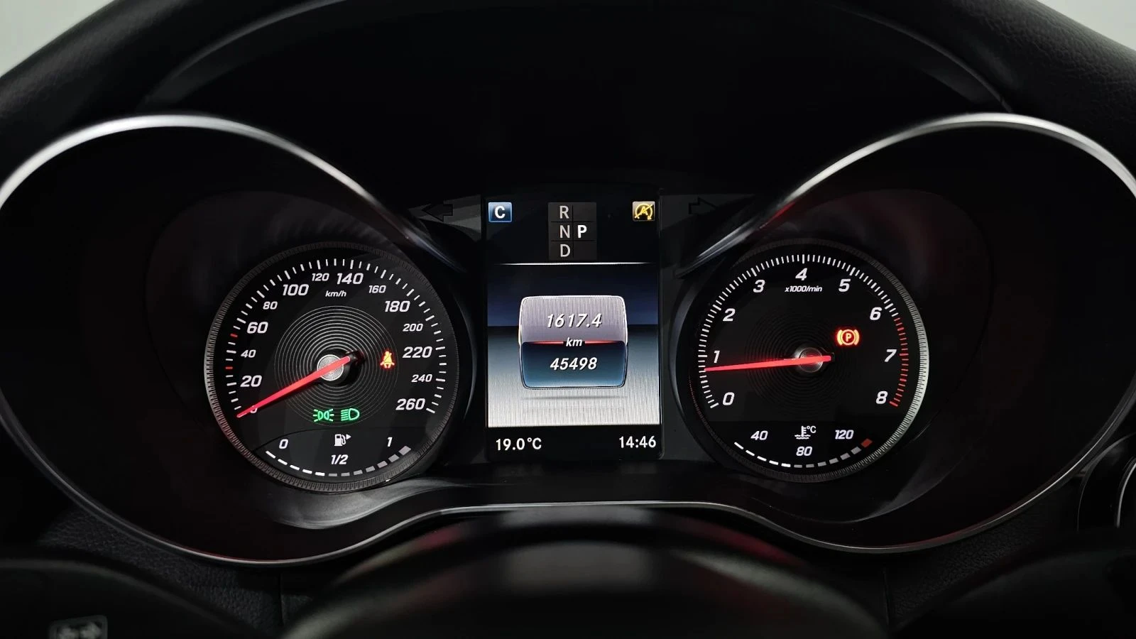 Mercedes-Benz C 200, снимка 8 - Автомобили и джипове - 56685748