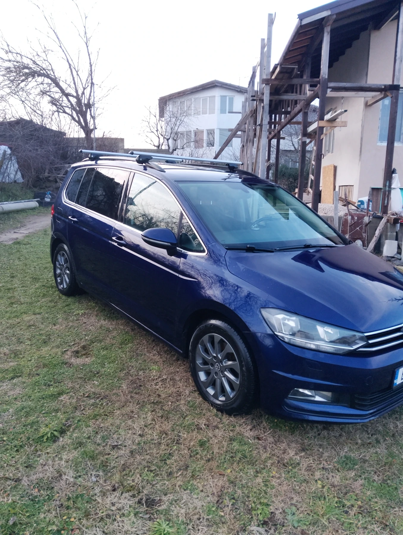 VW Touran, снимка 3 - Автомобили и джипове - 56744593