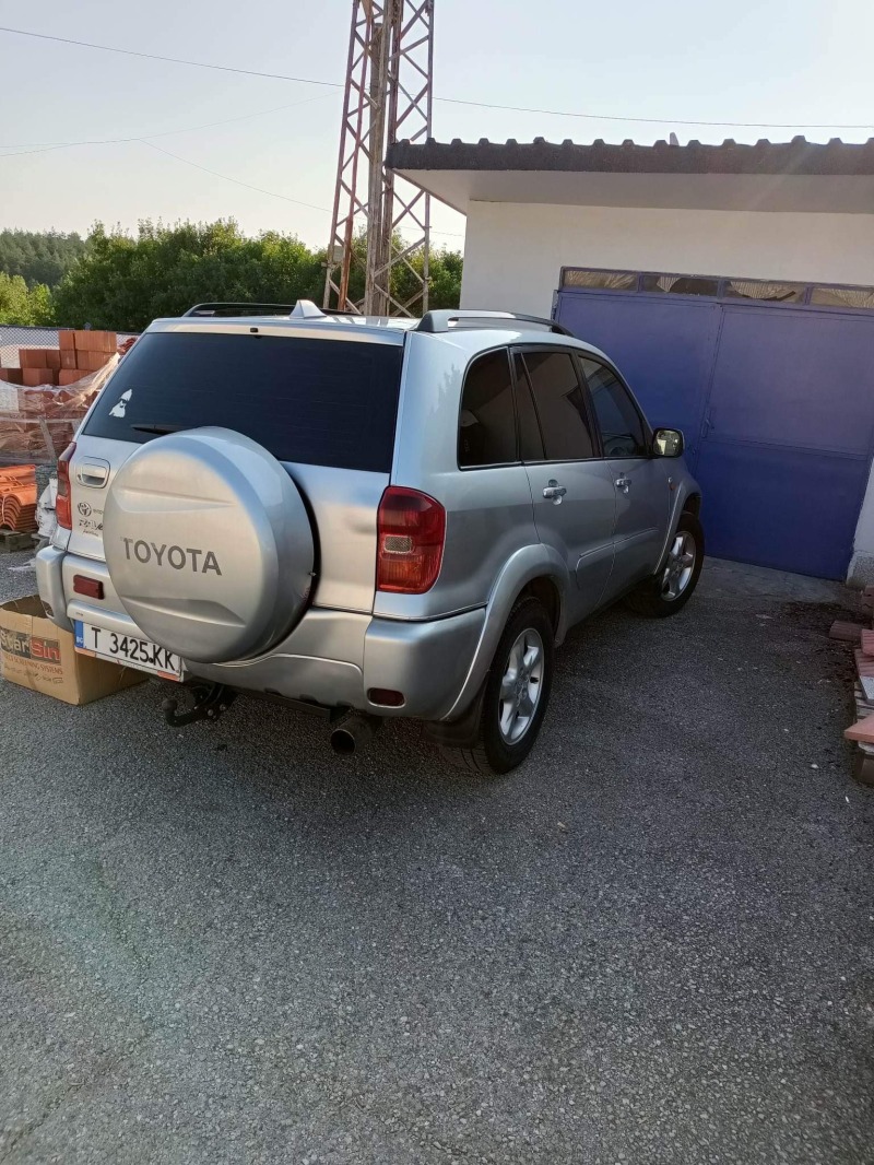 Toyota Rav4, снимка 4 - Автомобили и джипове - 45973077