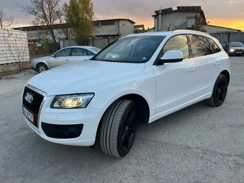 Audi Q5 Exclusiv, снимка 1 - Автомобили и джипове - 47792948