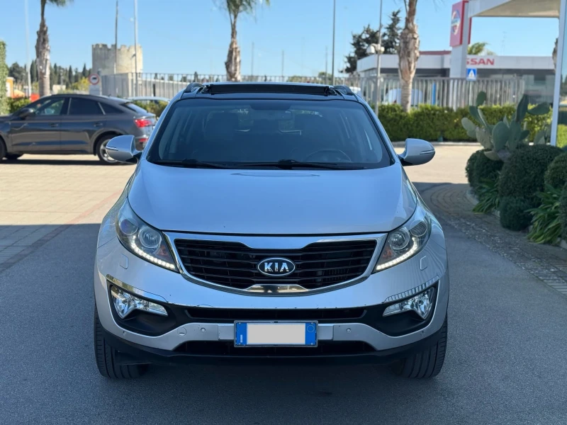 Kia Sportage 2.0CRDI ЗА ТЪРГОВЦИ, снимка 3 - Автомобили и джипове - 49967686