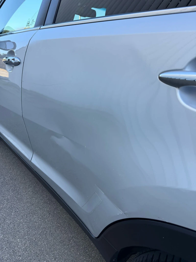 Kia Sportage 2.0CRDI ЗА ТЪРГОВЦИ, снимка 7 - Автомобили и джипове - 49967686
