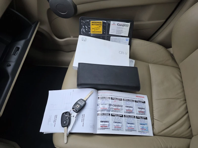 Honda Cr-v 2.0i Executive, Aero , снимка 16 - Автомобили и джипове - 52877932
