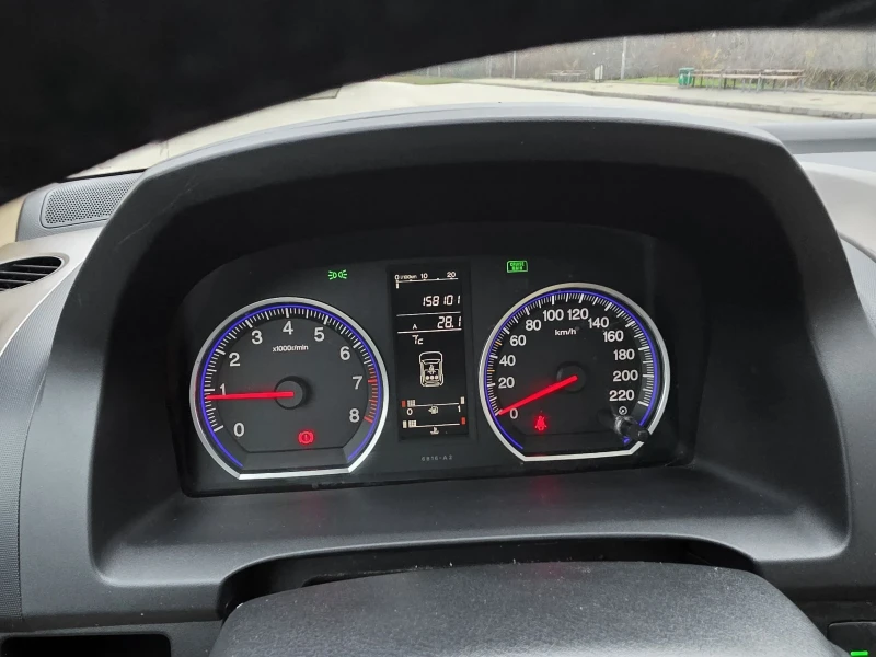 Honda Cr-v 2.0i Executive, Aero , снимка 17 - Автомобили и джипове - 52877932