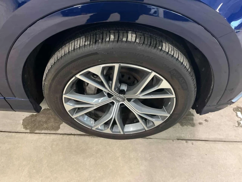 Audi Q8 Technik/DIS/360/MATRIX/ПРЕДСТАВИТЕЛСТВО НА AUDI, снимка 6 - Автомобили и джипове - 53583950