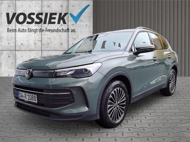 VW Tiguan Volkswagen Tiguan 2.0 TDI BMT Life 7-Gang-DSG ОЧ В, снимка 1 - Автомобили и джипове - 49484355